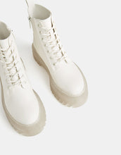 Load image into Gallery viewer, Tırtıklı tabanlı platform bilekte bot
